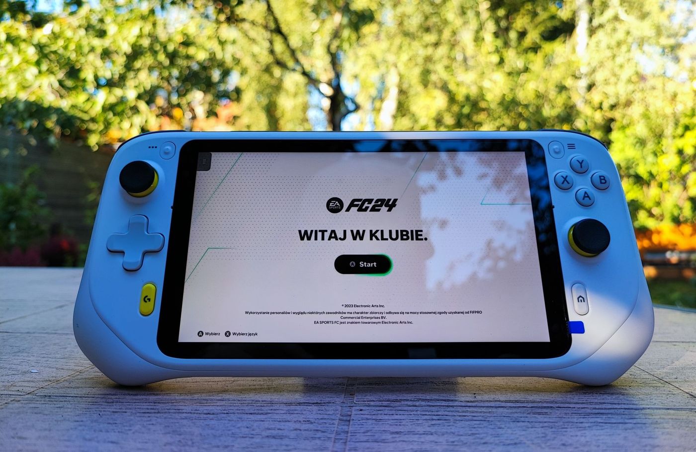 Zdjęcie okładkowe wpisu Test: Logitech G Cloud – jedna konsola, by rządzić chmurą