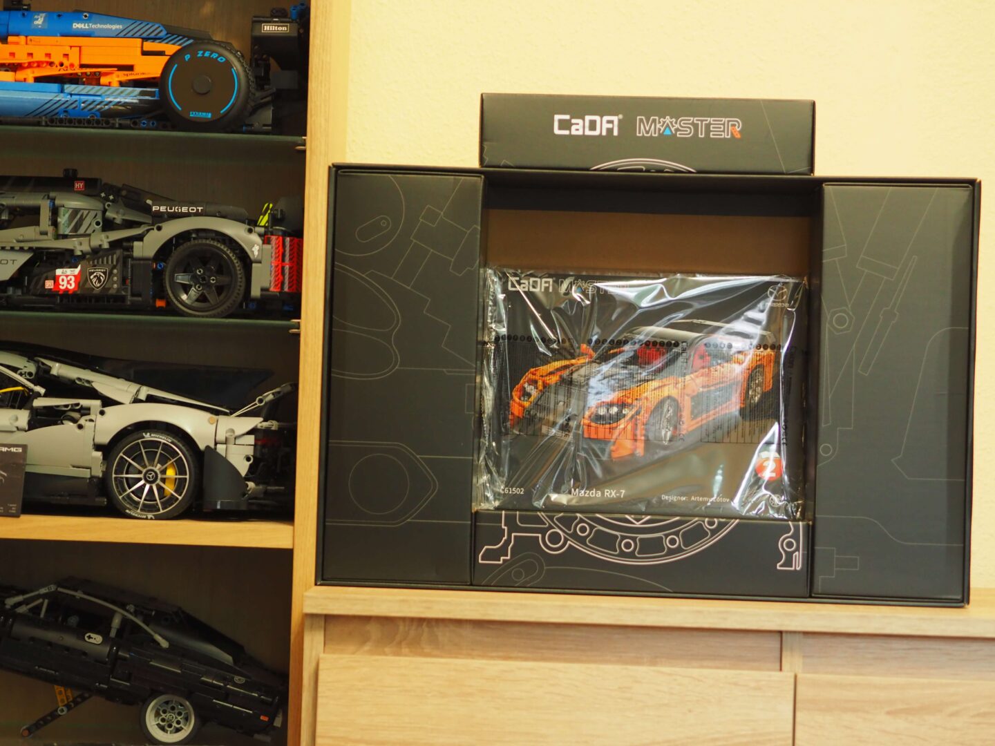 CaDA Mazda RX-7 C61502W