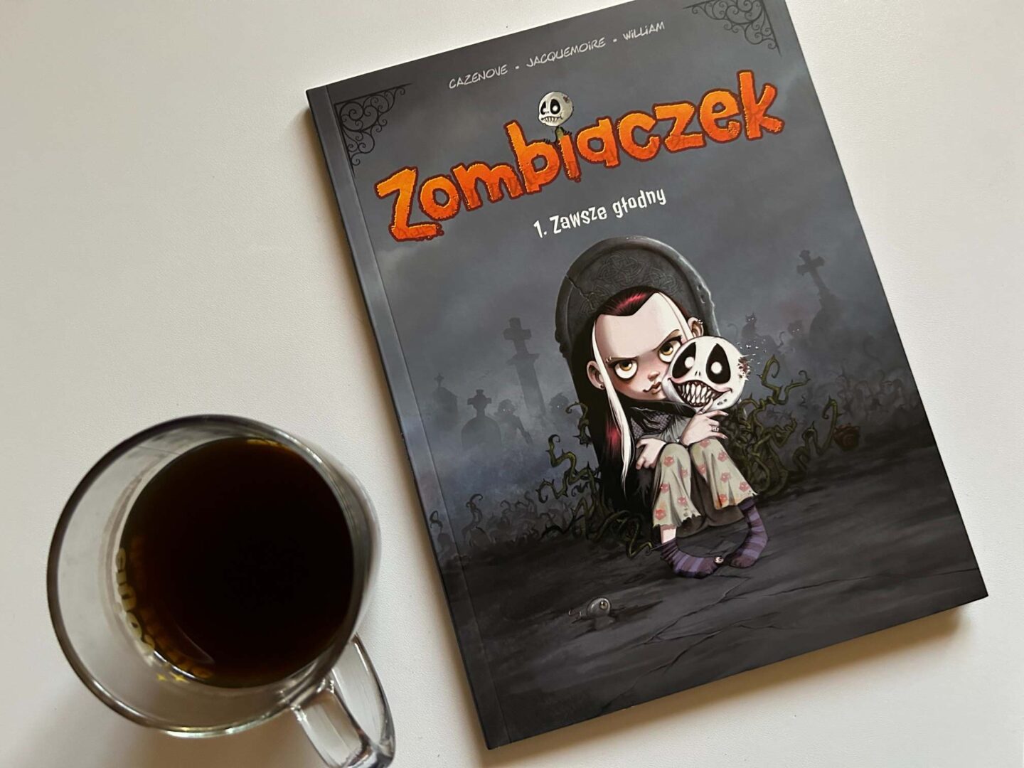 Zdjęcie okładkowe wpisu Recenzja komiksu: Zombiaczek. Zawsze głodny. Tom 1