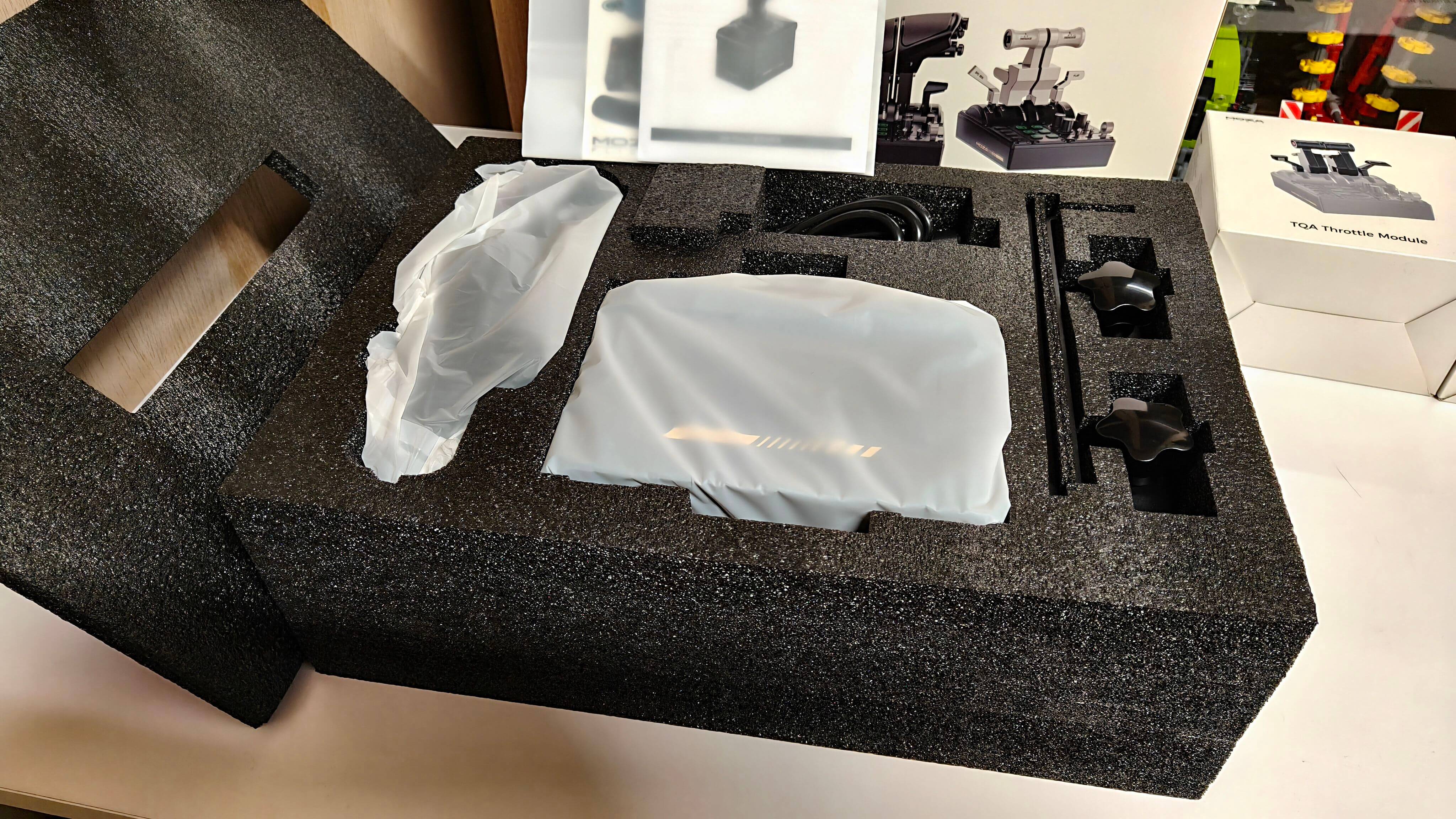 Recenzja: MOZA AB6 Bundle z MTQ Throttle – zapomnisz o plastikowych flightstickach