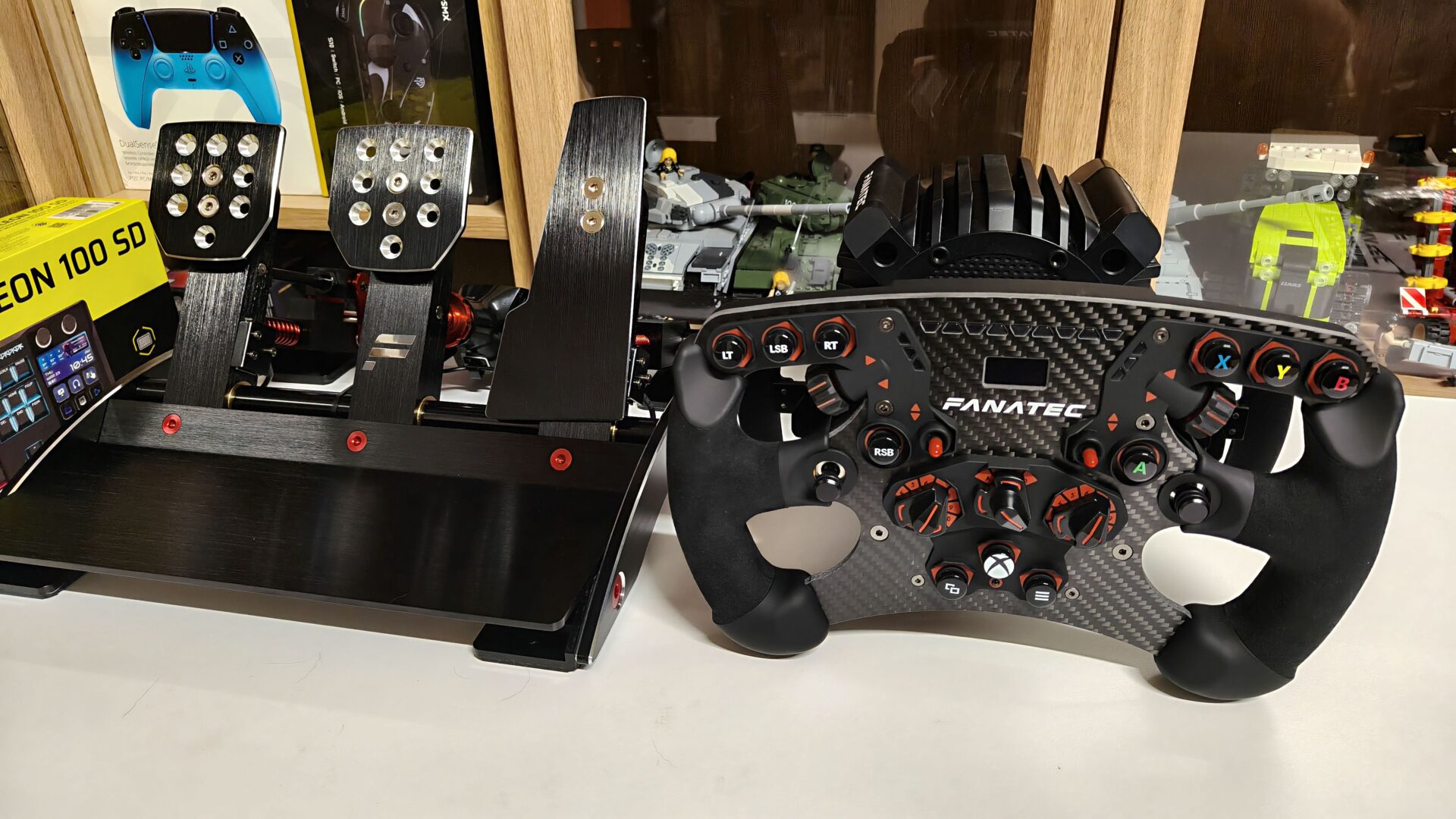 Zdjęcie okładkowe wpisu Recenzja: Fanatec ClubSport Formula V2.5 X i ClubSport Pedals V3 – czas na prawdziwy simracing