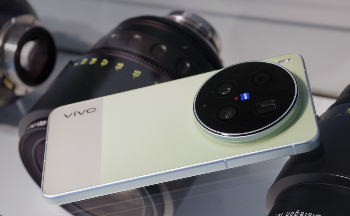 Zdjęcie okładkowe wpisu Vivo X300 Ultra – idealny smartfon do mobilnej fotografii