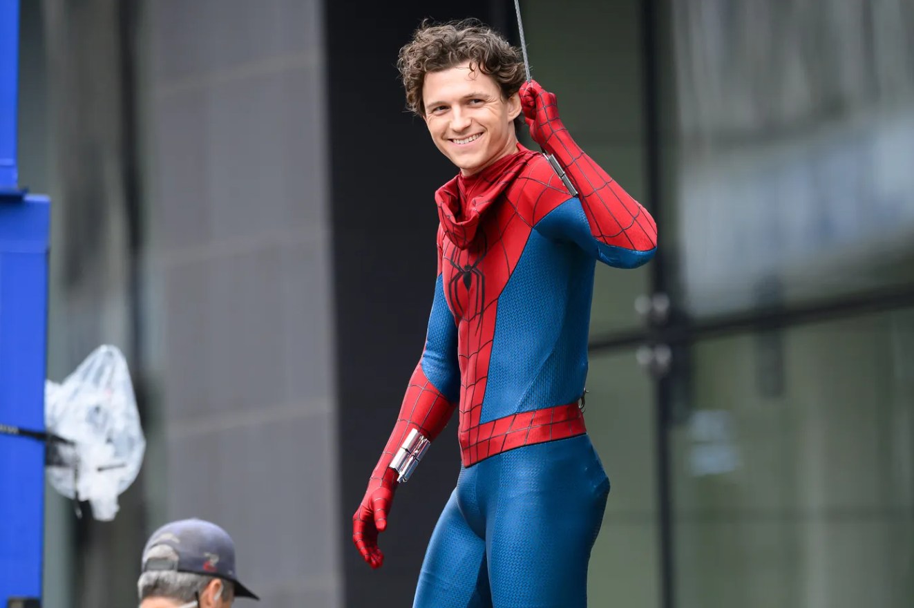 Zdjęcie okładkowe wpisu Tom Holland nazwał gry Spider-Mana „fenomenalnymi”. Insomniac zaprasza na wycieczkę po studiu