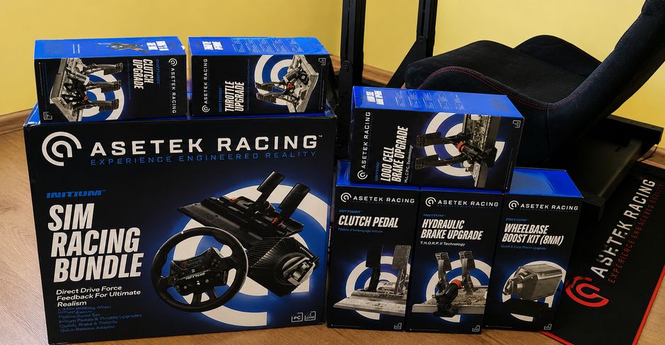Zdjęcie okładkowe wpisu Recenzja: Asetek Initium Racing Bundle. Modułowy zestaw, który rośnie razem z kierowcą