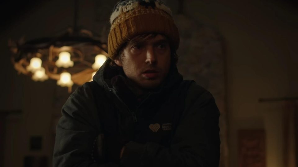 Zdjęcie okładkowe wpisu Resident Evil wraca do kin. Pierwszy pełny zwiastun rebootu pokazuje krwawy horror i zdradza nowe szczegóły fabuły