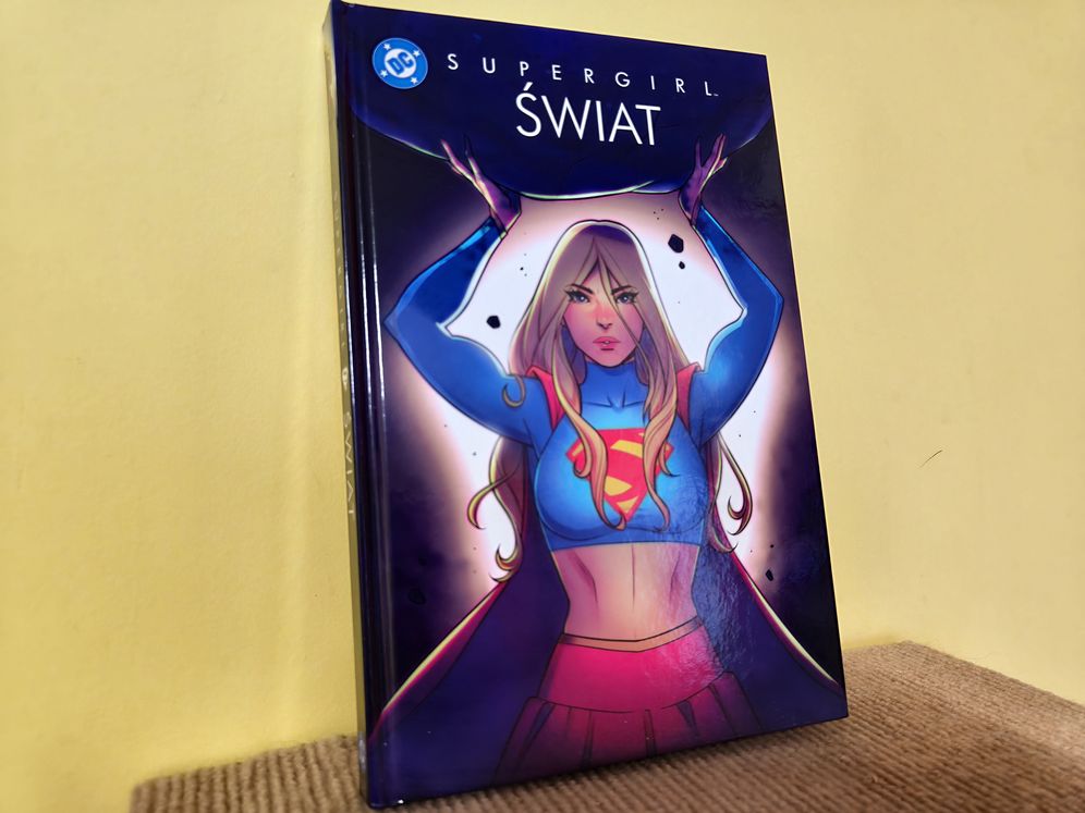 Zdjęcie okładkowe wpisu Recenzja komiksu: Supergirl. Świat – Kara Zor-El odwiedza m.in. Katowice