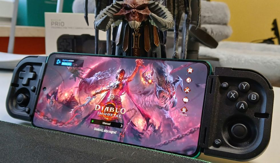 Zdjęcie okładkowe wpisu Recenzja: Razer Prio – Mały kontroler, który naprawdę chce być zawsze pod ręką