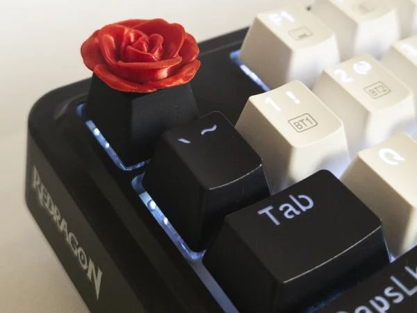 Zdjęcie okładkowe wpisu Czy ten keycap będzie pasował? Pięć rzeczy do sprawdzenia przed zakupem
