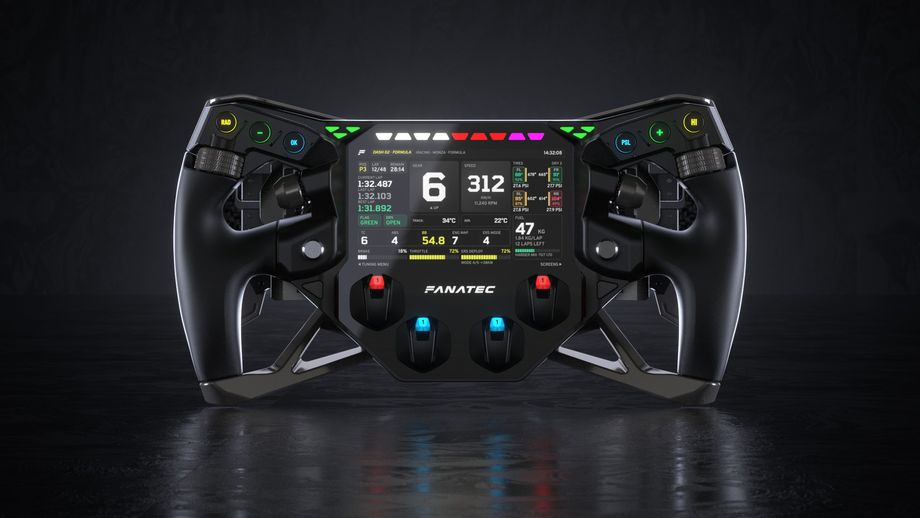 Zdjęcie okładkowe wpisu Fanatec prezentuje nową kierownicę z ekranem 5 cali do PS5 i pedały ClubSport V4