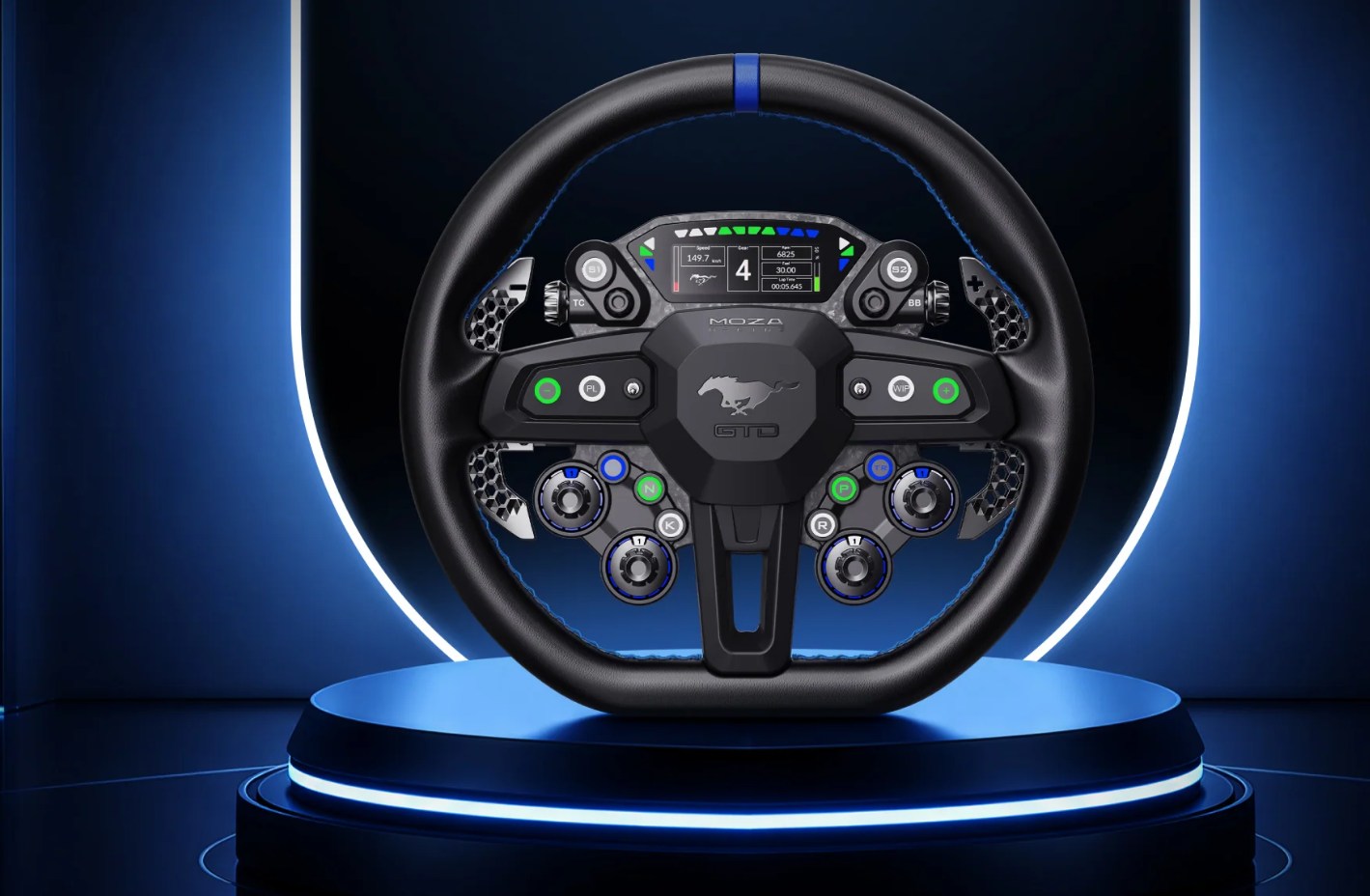 Zdjęcie okładkowe wpisu MOZA Ford Mustang GTD Sim Racing Wheel już dostępna. Kierownica inspirowana prawdziwym samochodem